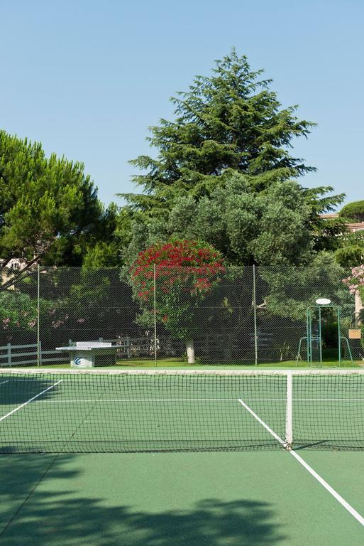 Domaine Du Calidianus Hotel Сен Максим Екстериор снимка