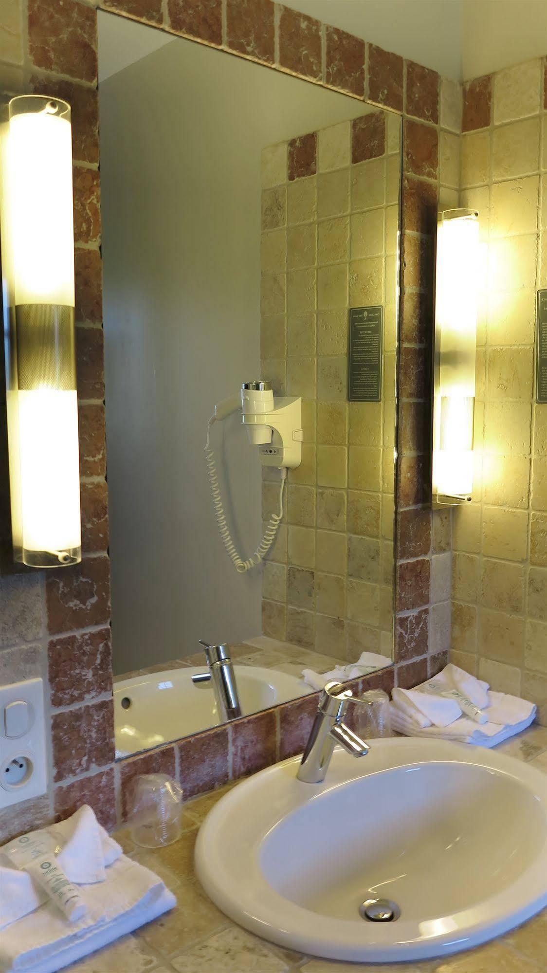Domaine Du Calidianus Hotel Сен Максим Екстериор снимка