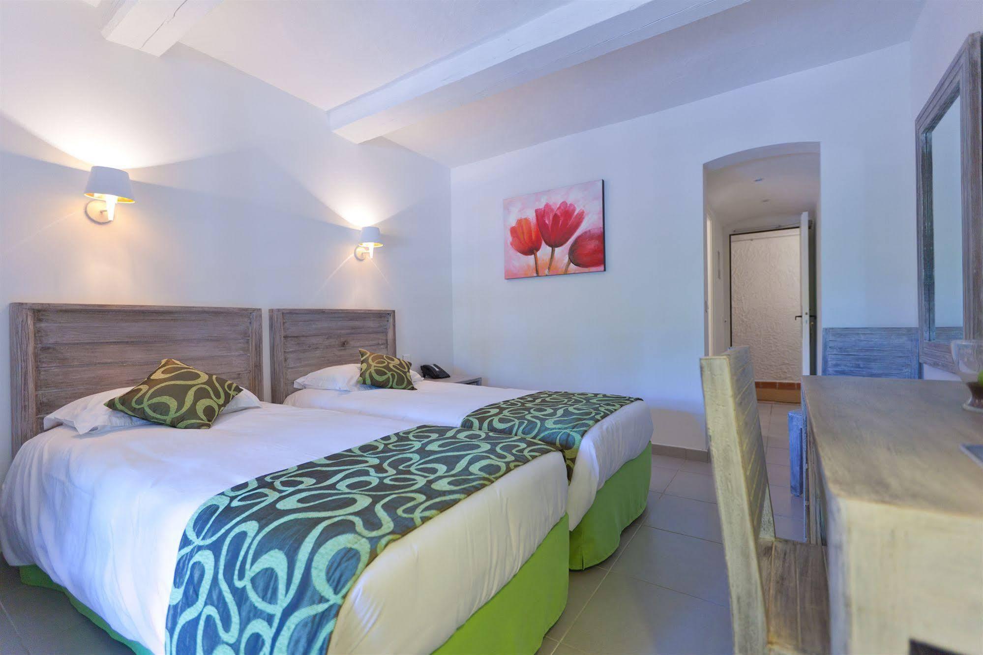 Domaine Du Calidianus Hotel Сен Максим Екстериор снимка